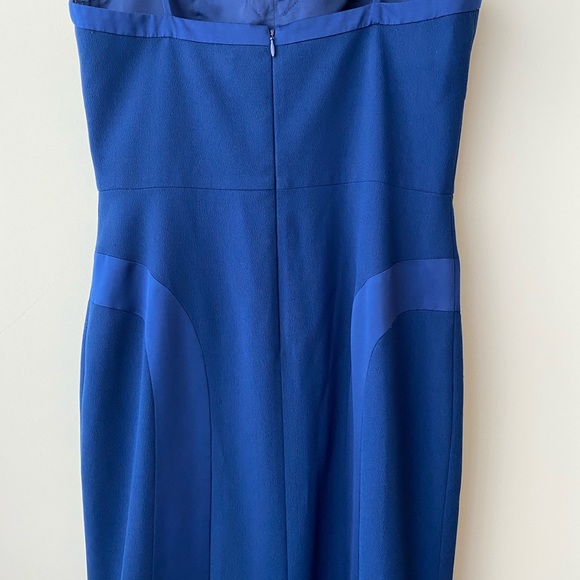 Formal gown - Picture 1 of 2